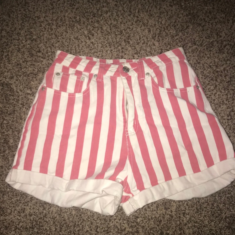 Signature 8, size Small Shorts